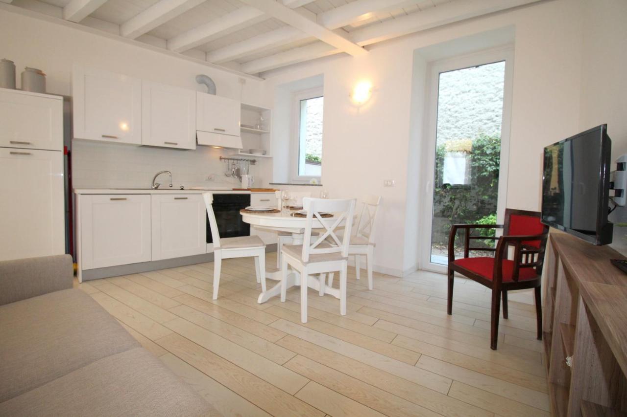 Lakefront Cadorna Apartment - Affitti Brevi Italia Lecco Exterior foto